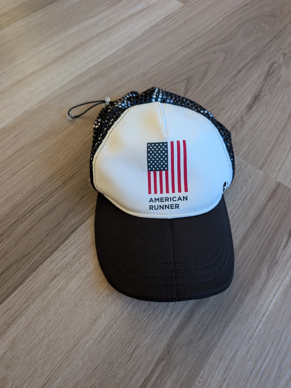 Oiselle Adjustable Running Hat - American Runner